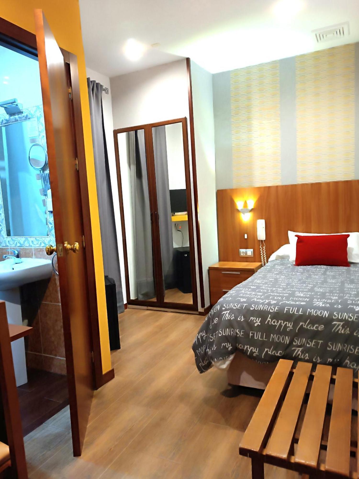 Hostal San Francisco Cádiz Eksteriør billede